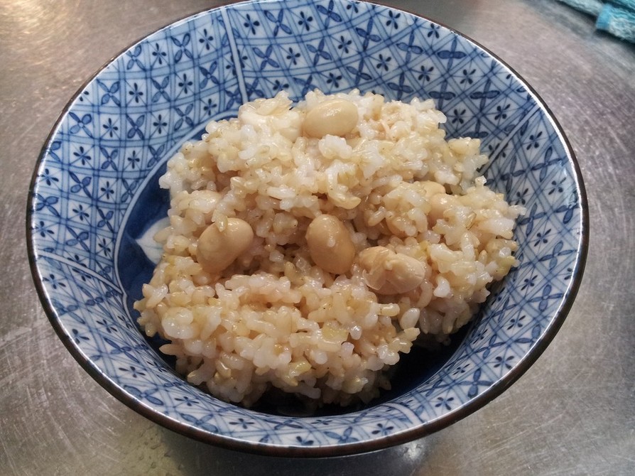 玄米大豆ご飯の画像