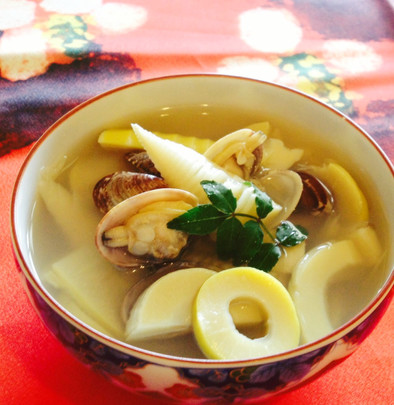 筍とアサリのお吸い物＆味噌汁の写真