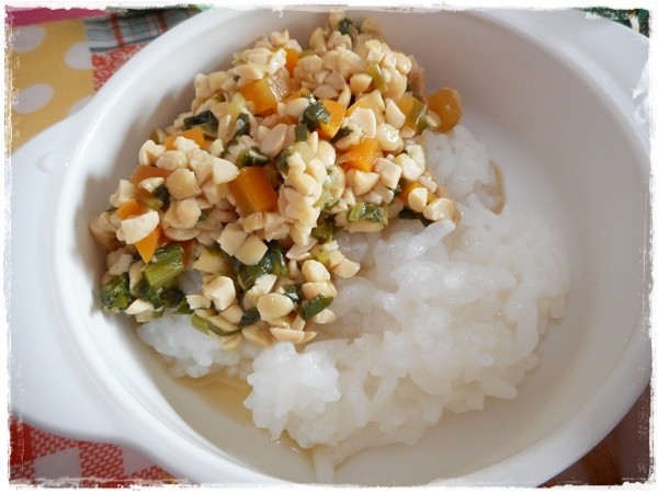 離乳食完了期　にんじんと小松菜の納豆丼の画像