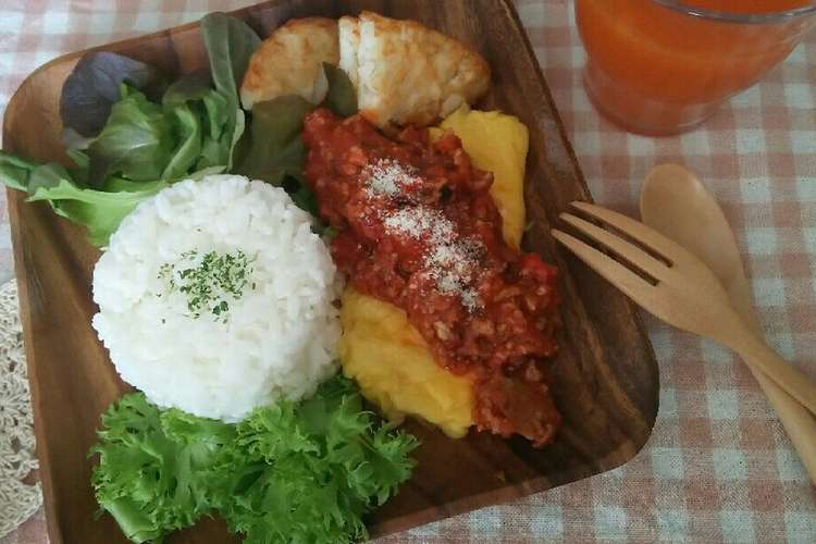 オムレツトマトソース カフェ風ごはん レシピ 作り方 By るーしーなめこ クックパッド 簡単おいしいみんなのレシピが355万品