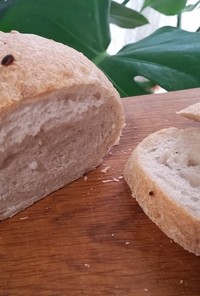 大麦入り天然酵母のパン