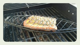 BBQに!マグロのパイナップル板挟み焼き