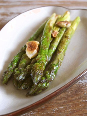 シンプル美味*我が家のアスパラステーキ