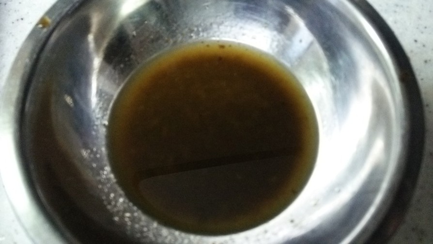 バルサミコ酢と醤油のドレッシングの画像