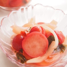 ピンク色♡ラディッシュの梅酒マリネ