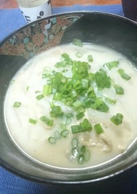 大豆粉で作ったふんわり大根スープ　塩味