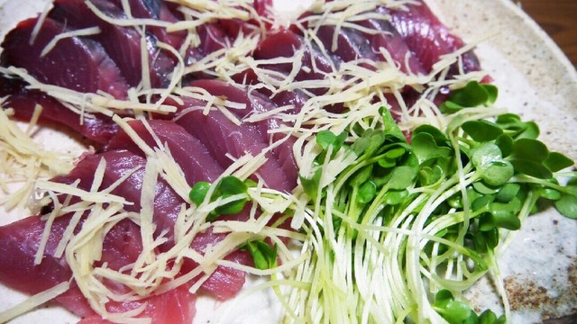 生姜でさっぱり 生かつお刺身 レシピ 作り方 By はまち クックパッド 簡単おいしいみんなのレシピが356万品