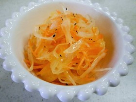 みかんのお酢DE玉ねぎと人参のマリネ