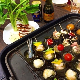 簡単♪切ってポンっ♪たこ焼き器アヒージョ