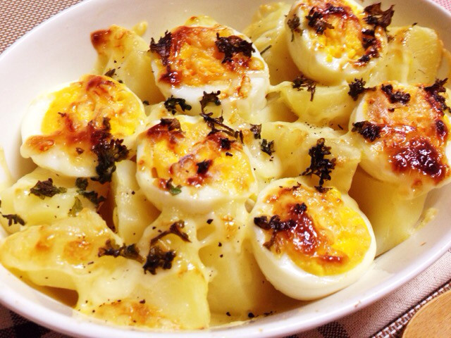 簡単ホクホクじゃがいもと卵マヨチーズ焼き レシピ 作り方 By やちゅぴちゅ クックパッド 簡単おいしいみんなのレシピが360万品