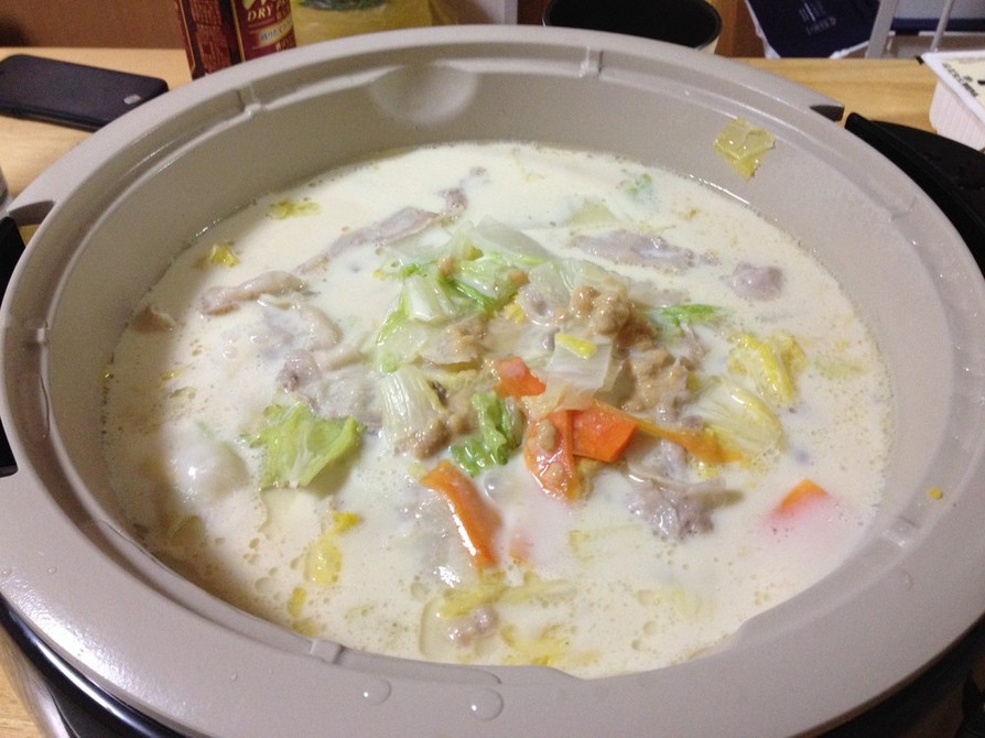 SHIORIさんの白菜と豚のピリ辛豆乳鍋の画像