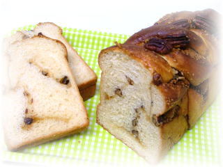 メープル＆ピーカンナッツのパンの画像