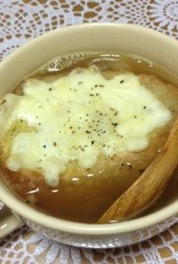 簡単 オニオングラタンスープ
