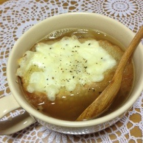 簡単 オニオングラタンスープの画像
