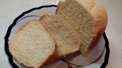 ＨＢ早焼きで♪ハイジの白パン風食パンの写真