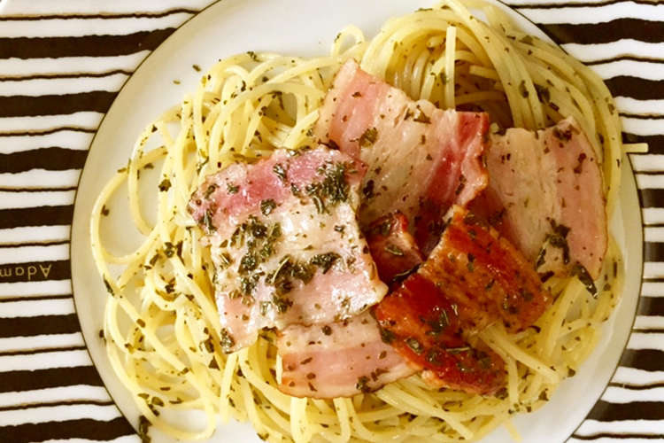 ドライバジルとベーコンのパスタ レシピ 作り方 By うまうまマミイ クックパッド 簡単おいしいみんなのレシピが351万品