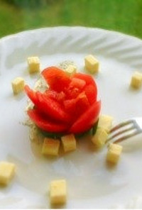 トマトの飾り切り＊可愛いおもてなしサラダ