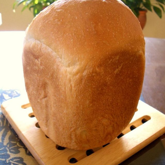 Hbで 生クリーム入りふわふわ食パン レシピ 作り方 By ゆうたま クックパッド 簡単おいしいみんなのレシピが351万品