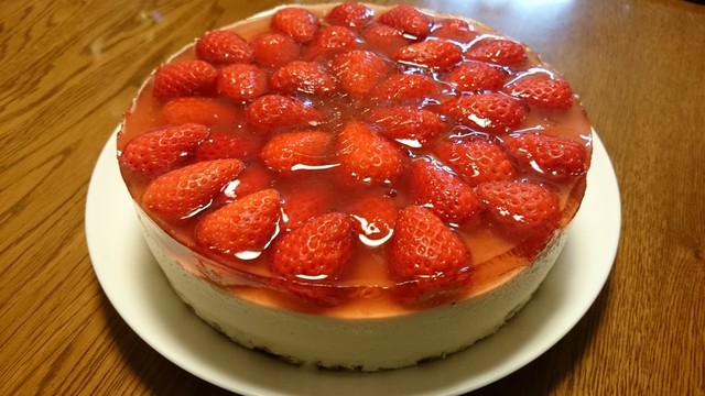 ゼリーと二層のいちごのレアチーズケーキ レシピ 作り方 By Haru Chiii クックパッド 簡単おいしいみんなのレシピが358万品 ゼリーと二層のいちごのレアチーズケーキ レシピ 作り方 By Haru Chiii クックパッド 簡単おいしいみんなのレシピが358万品