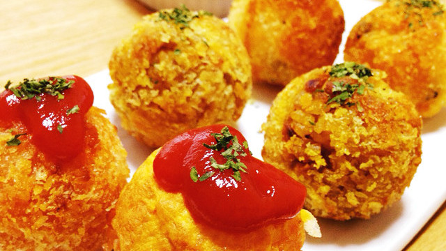 たこ焼き器で作るライスコロッケ レシピ 作り方 By 梅太郎 クックパッド 簡単おいしいみんなのレシピが375万品