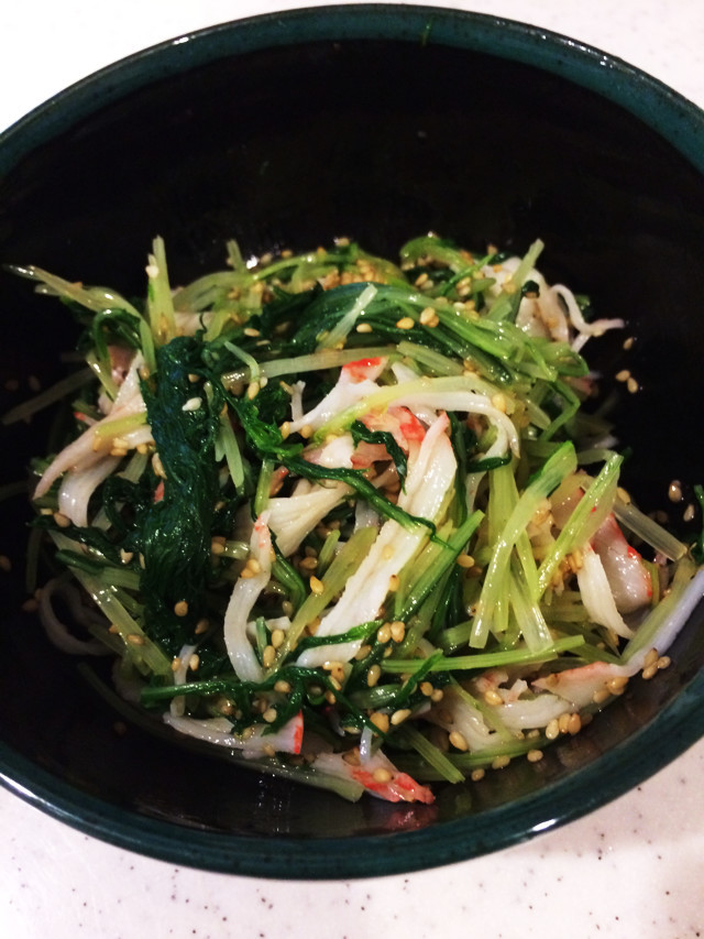 簡単5分☆水菜とカニカマのサラダの画像