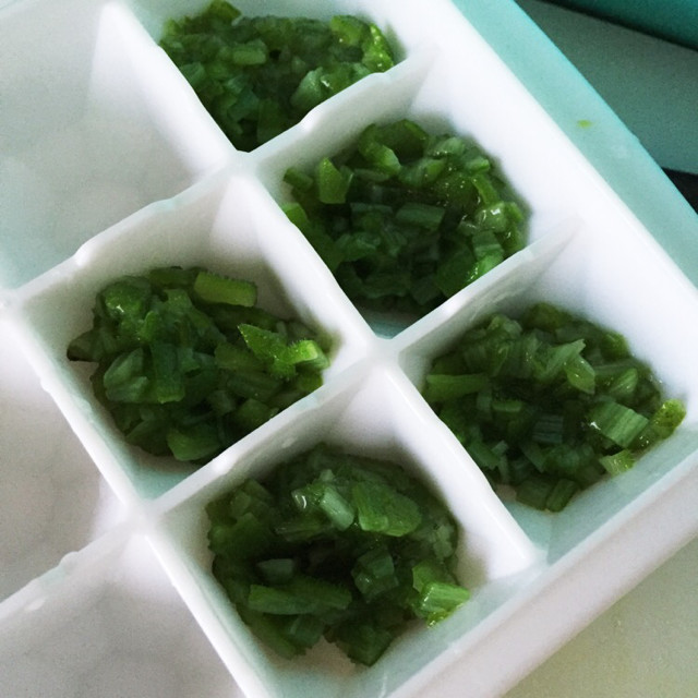 離乳食中期 オクラの冷凍保存 レシピ 作り方 By ゆりぴ クックパッド 簡単おいしいみんなのレシピが360万品