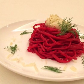 ビーツのパスタ