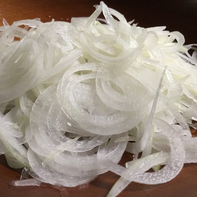 生が最高 新玉ねぎのおいしい食べ方 レシピ 作り方 By ひとひらの葉っぱ クックパッド 生が最高 新玉ねぎのおいしい食べ方 レシピ 作り方 By ひとひらの葉っぱ クックパッド