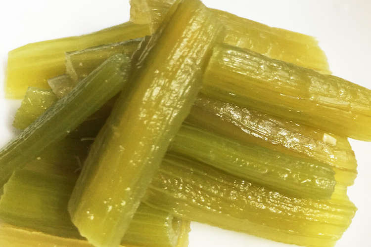 ふきの漬物 長期保存出来ます レシピ 作り方 By パスパスm クックパッド 簡単おいしいみんなのレシピが357万品