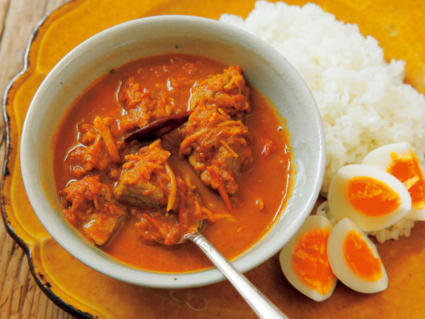 ごろごろ豚のスパイシーカレー