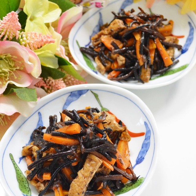 胡麻油香る 長ひじきの煮物 レシピ 作り方 By あおい クックパッド