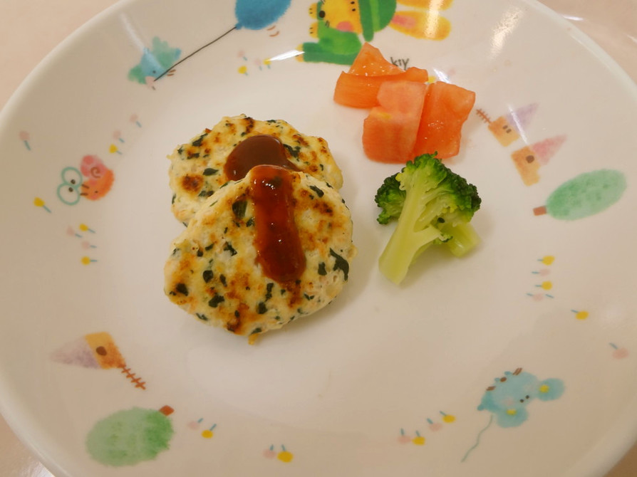 離乳食９か月～　野菜入り豆腐ハンバーグの画像