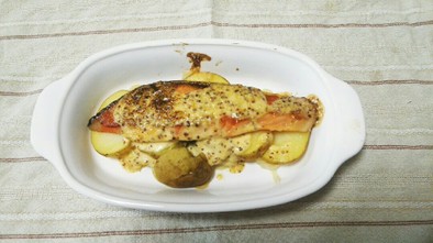 塩鮭のオーブン焼きマスタードマヨソースの写真