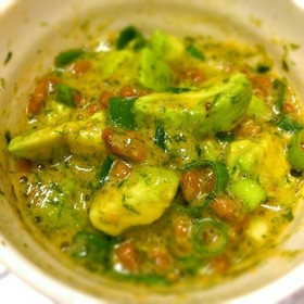 えごま油入りアボカド納豆♪ヘルシー美味い