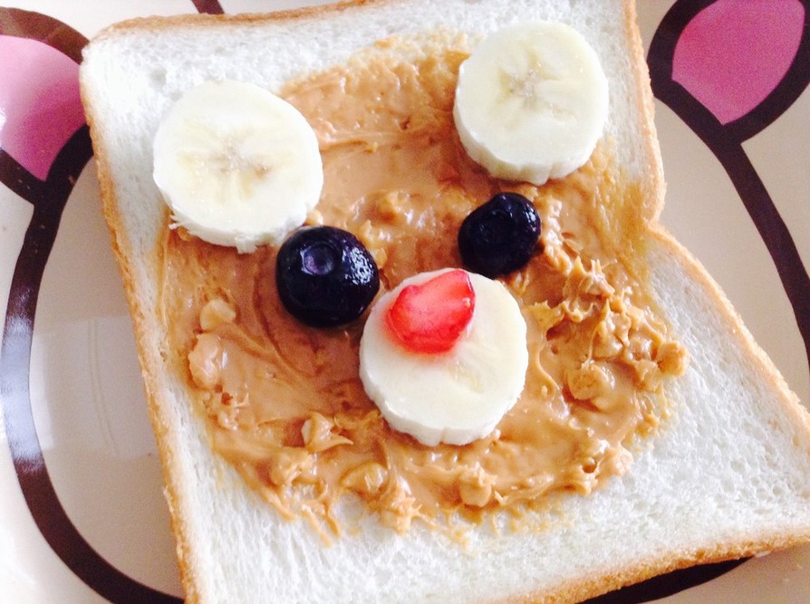朝ご飯に！可愛い♡くまちゃんトーストの画像