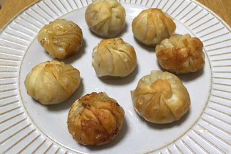 たこ焼き器で 肉汁じゅわわ な焼き小龍包 レシピ 作り方 By まいちご クックパッド 簡単おいしいみんなのレシピが351万品