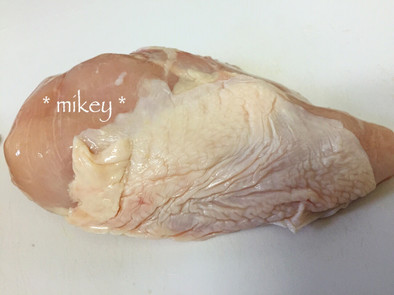 鶏ムネ肉が劇的やわらかに仕上がる切り方の写真