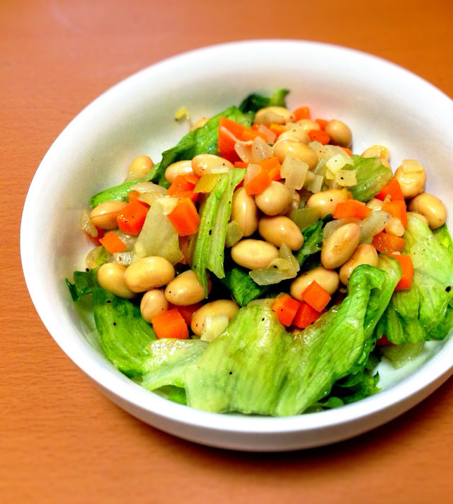 大豆と彩り野菜のホットサラダの画像