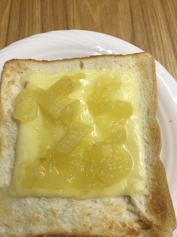 りんごジャムのチーズトーストの画像