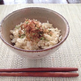 半生ふりかけ(人参の茎×鰹節×ごま)