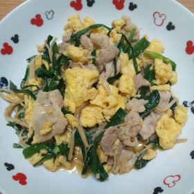 めんつゆで簡単♪ニラ玉豚肉炒め☆