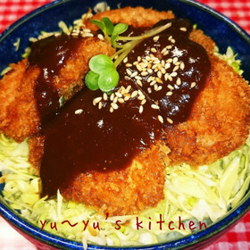 鶏マヨ味噌かつ丼♡塗るだけでジュ〜シ〜♡