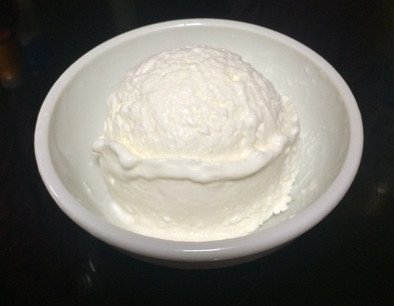 水切りヨーグルトのアイスクリームの写真