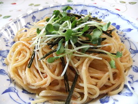 金時人参とえごま油のドレ入り明太子パスタ