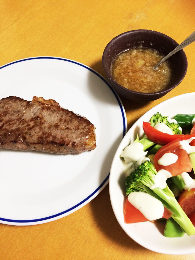 ご飯が進む牛肉のステーキの画像