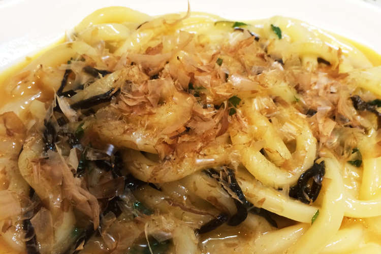 冷凍うどんで バターと塩昆布の釜玉うどん レシピ 作り方 By Toamama クックパッド 簡単おいしいみんなのレシピが360万品