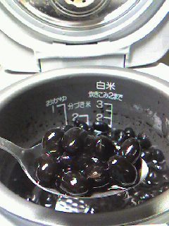 炊飯器で黒豆