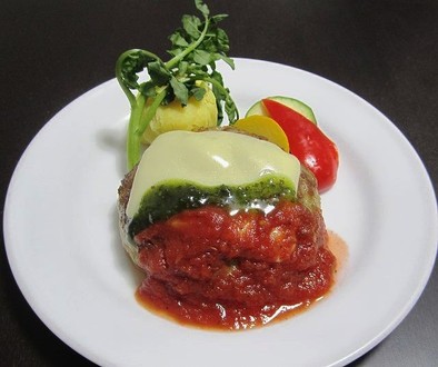 夏野菜のイタリアンハンバーグの写真