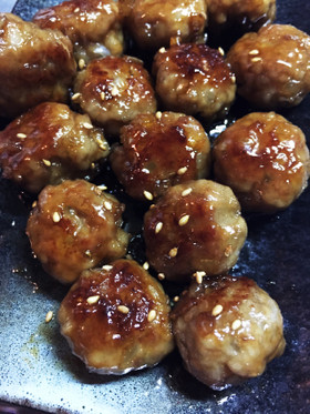 お弁当に!豚ひき肉の簡単甘酢肉だんご!