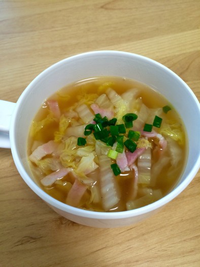 安い早い簡単！白菜を食べるスープ☆の写真
